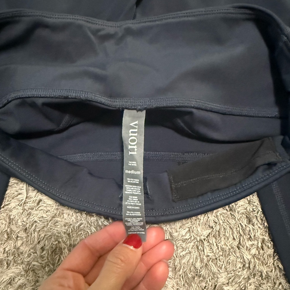 Navy blue pocket legging (size 8)